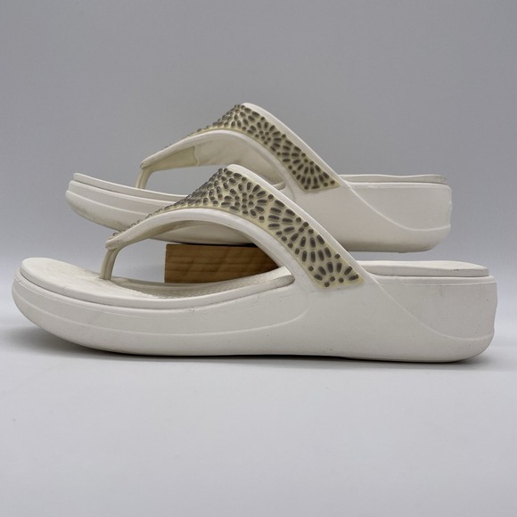 Crocs Womens 7 Sandals Monterey Diamante Wedge Flip Flop Dual Comfort White - Picture 1 of 14
